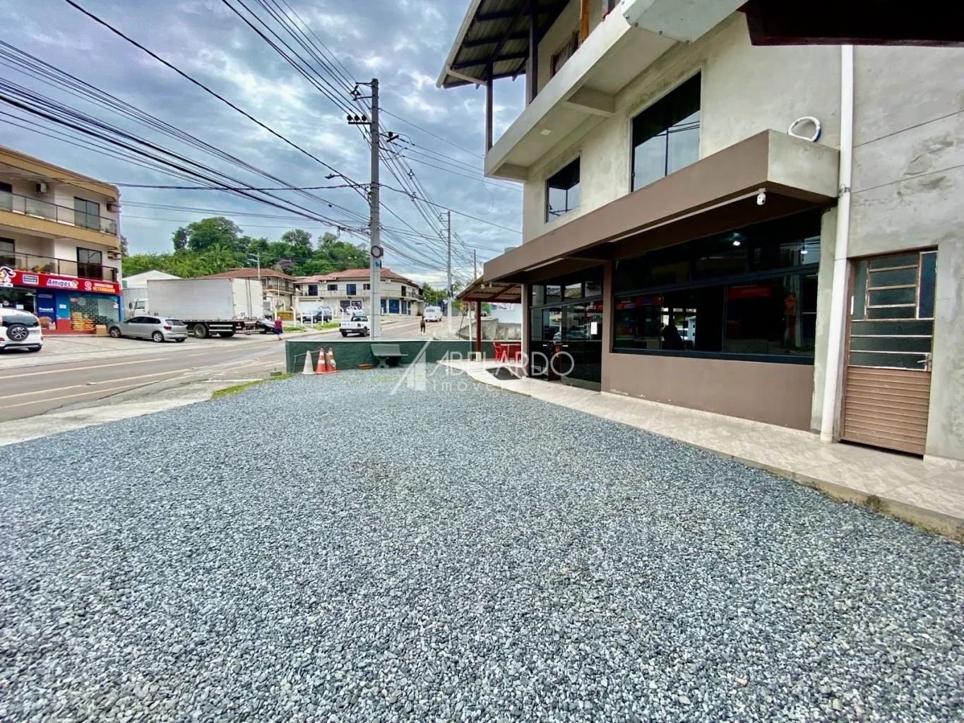 Loja Térrea para Locação - Ideal para Ramo Alimentício | Estrutura Completa - foto 1