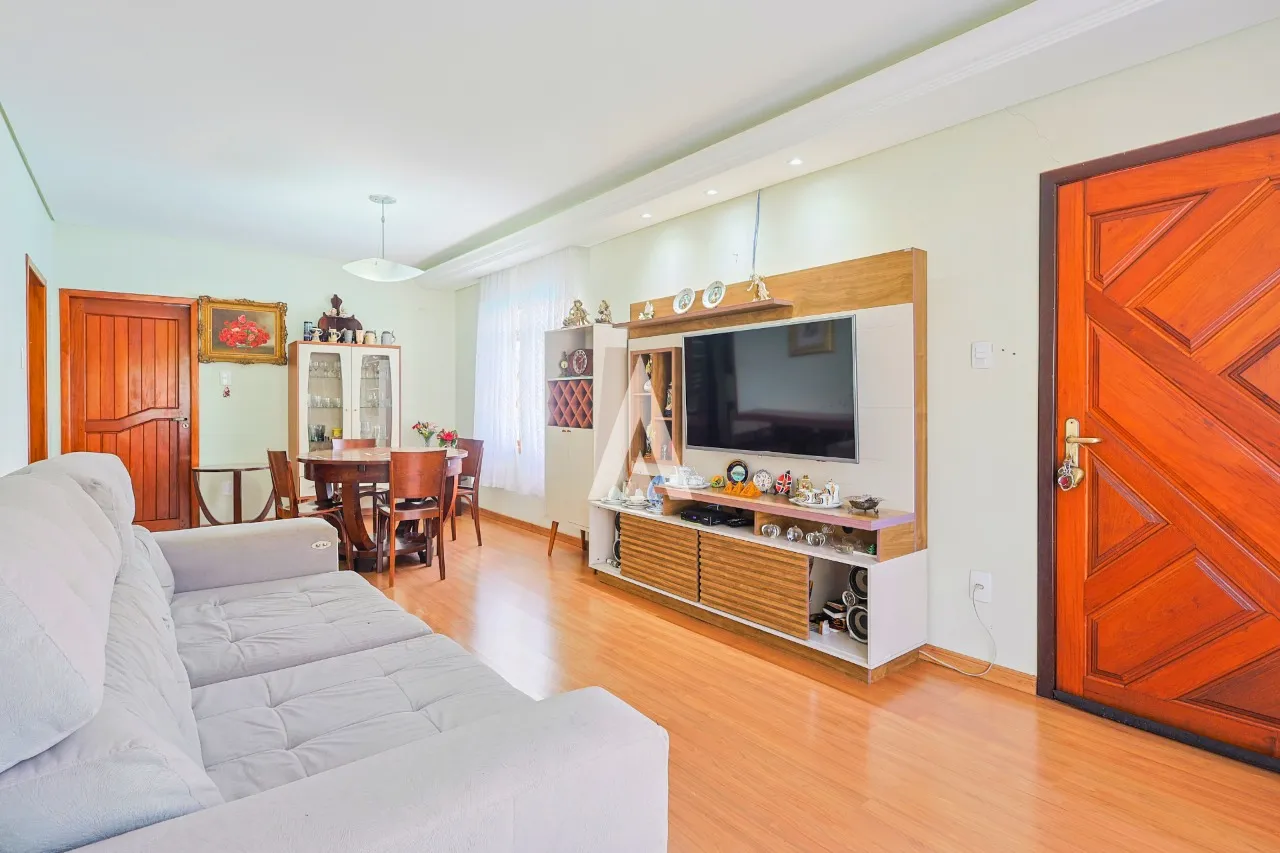 Casa com 4 quartos à venda no bairro Floresta em Joinville-SC por R$725.000,00. — foto 3