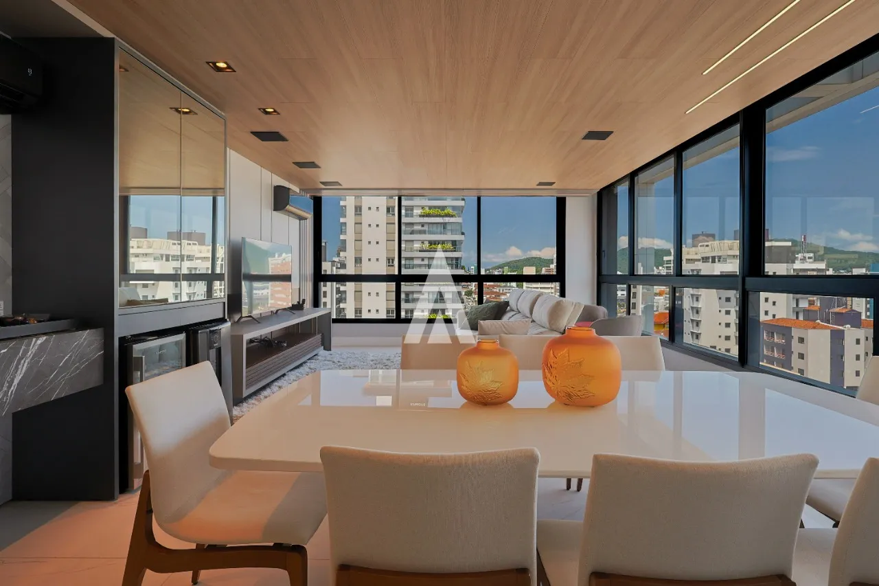 Apartamento com 3 suítes à venda no bairro América em Joinville - SC por R$ 3.190.000,00. - foto 1