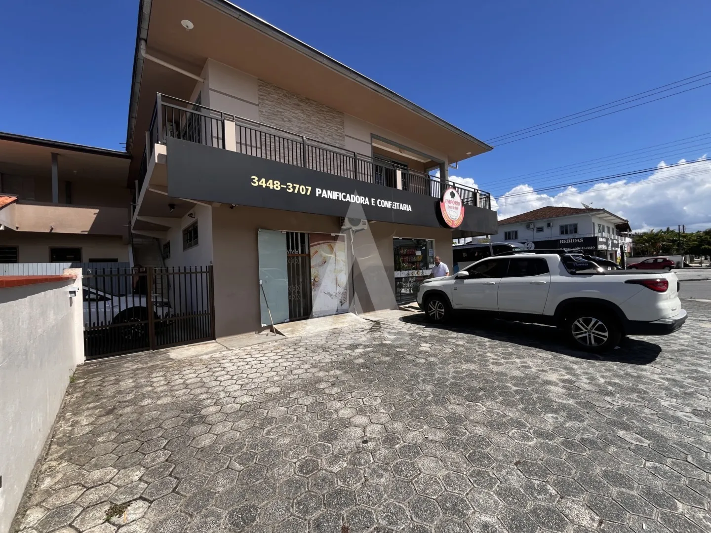 Casa residencial no piso superior com 4 quartos no bairro Iririu, Joinville - foto 1