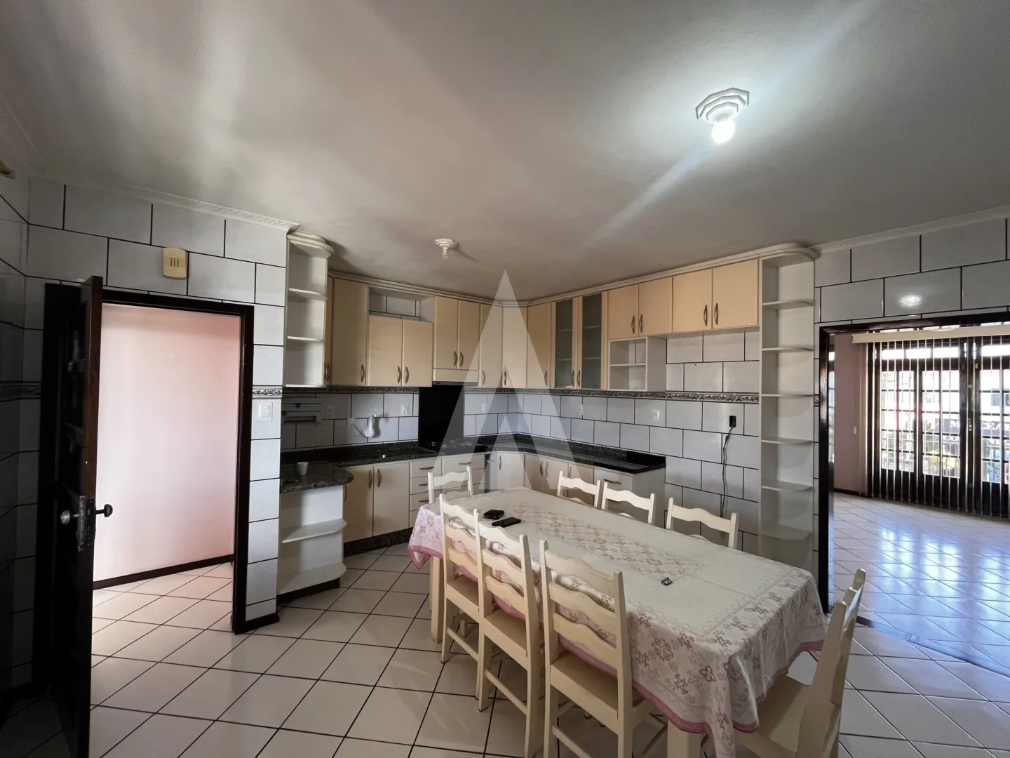 Casa residencial no piso superior com 4 quartos no bairro Iririu, Joinville — foto 5