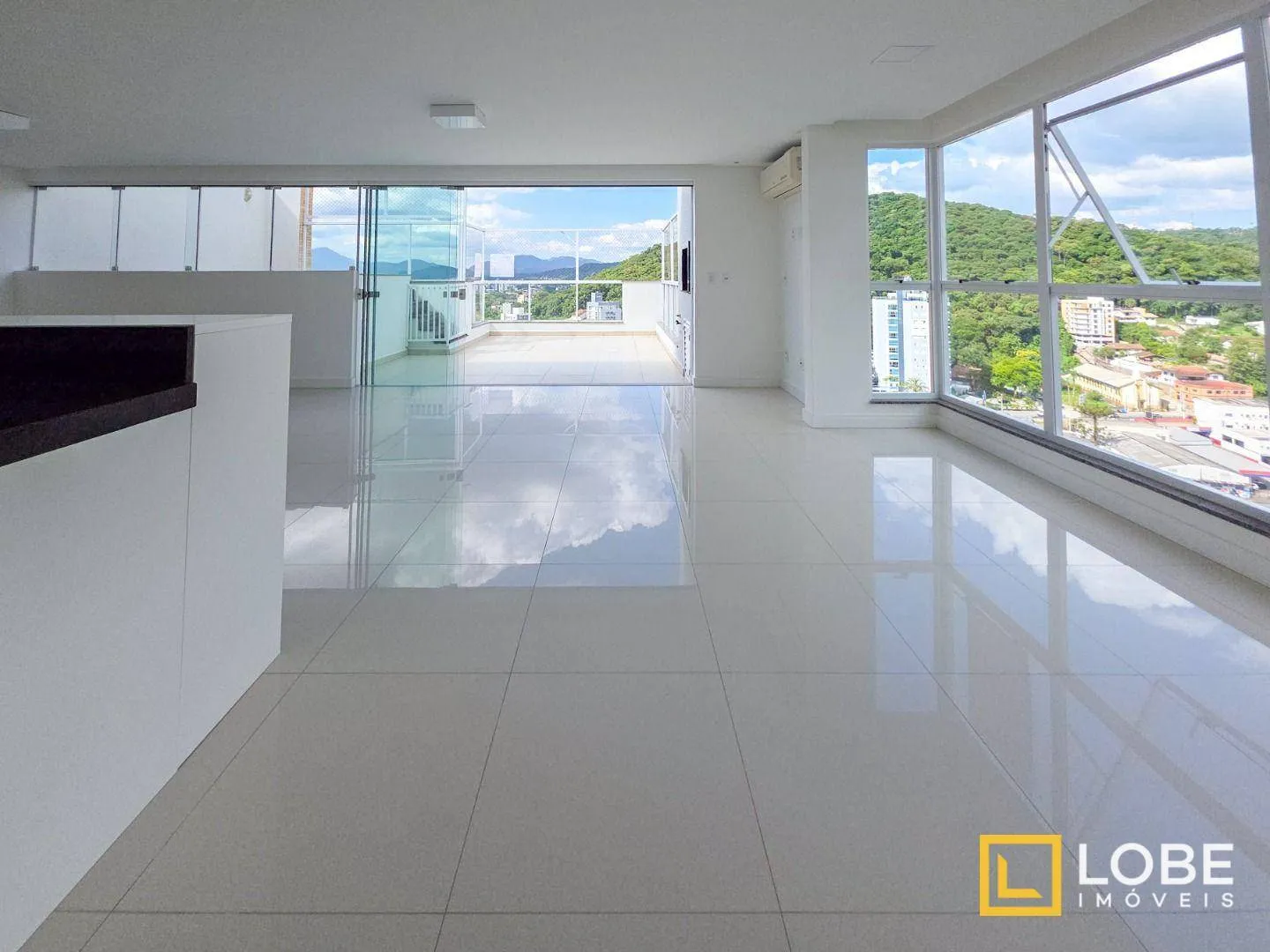 Cobertura plana com piscina privativa — foto 3