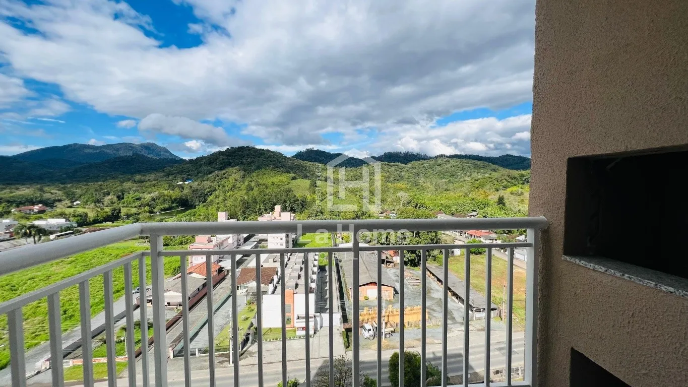 Apartamento em andar alto com 02 dormitórios, sacada com churrasqueira e vaga coberta à venda/locação em Blumenau, Bairro Itoupava Central — foto 2