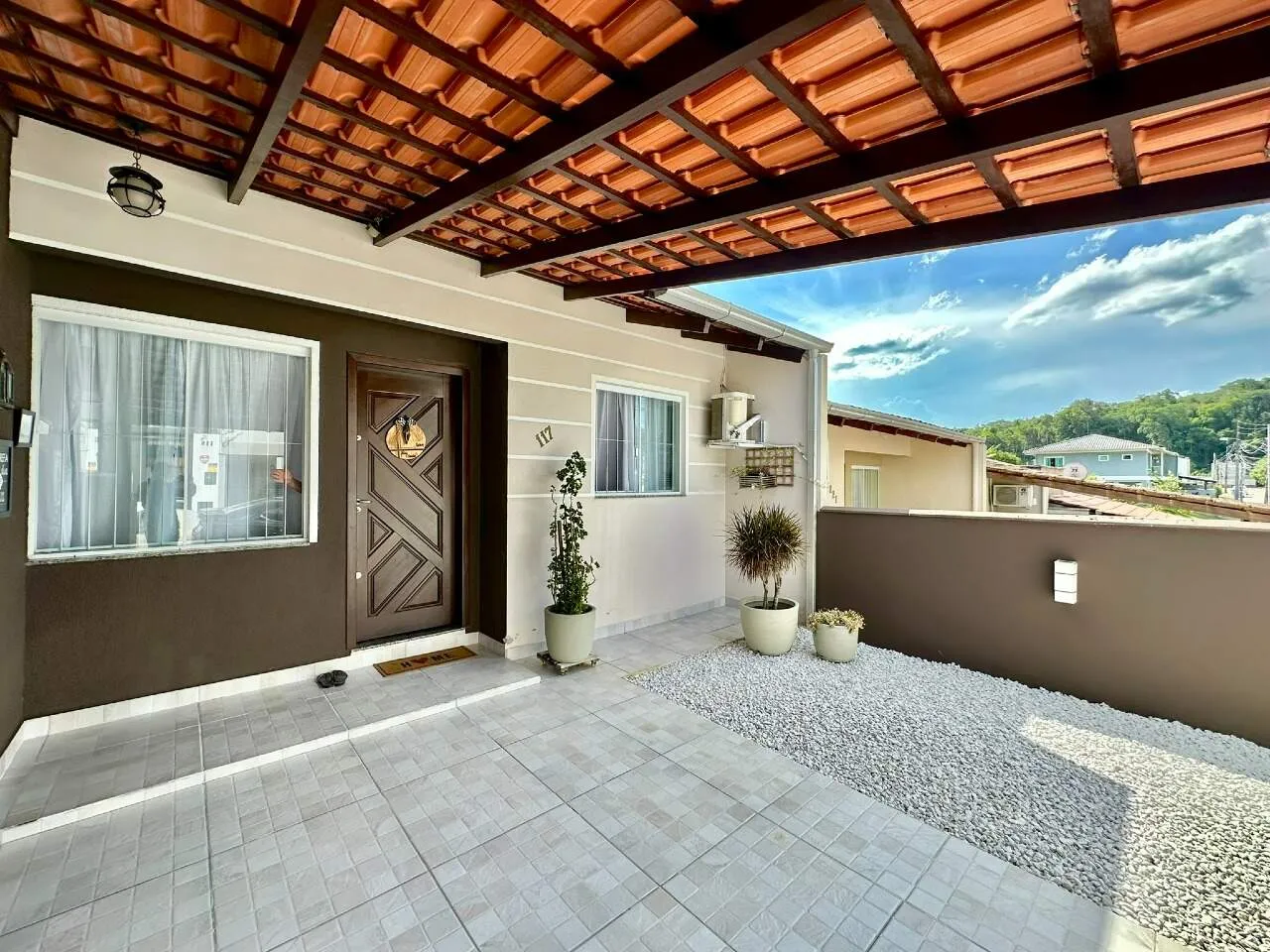 Casa Geminada Térrea em Rua Sem Saída na Velha Central - foto 1