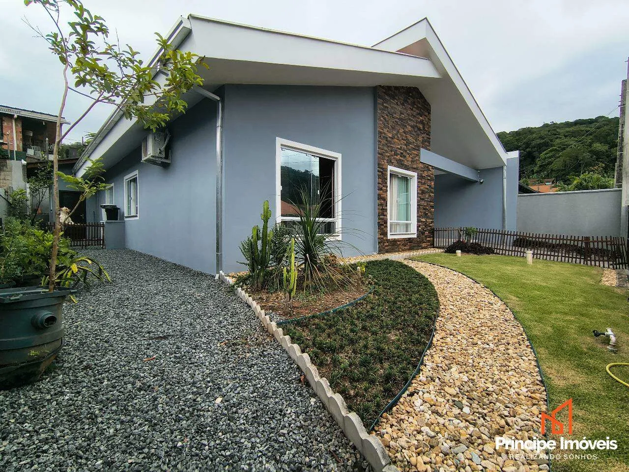 Casa com 3 quartos no Iririú em Joinville — foto 5