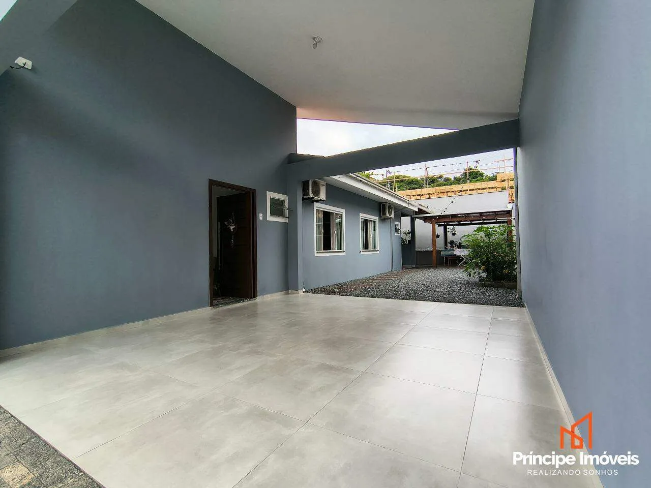 Casa com 3 quartos no Iririú em Joinville — foto 6