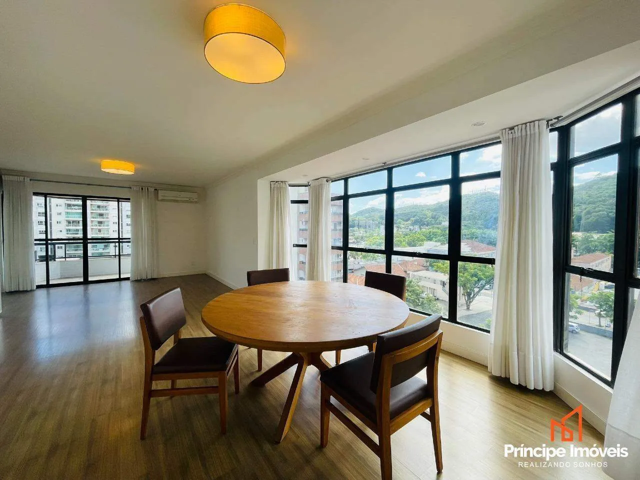 Apartamento com 3 quartos no Centro em Joinville - foto 1