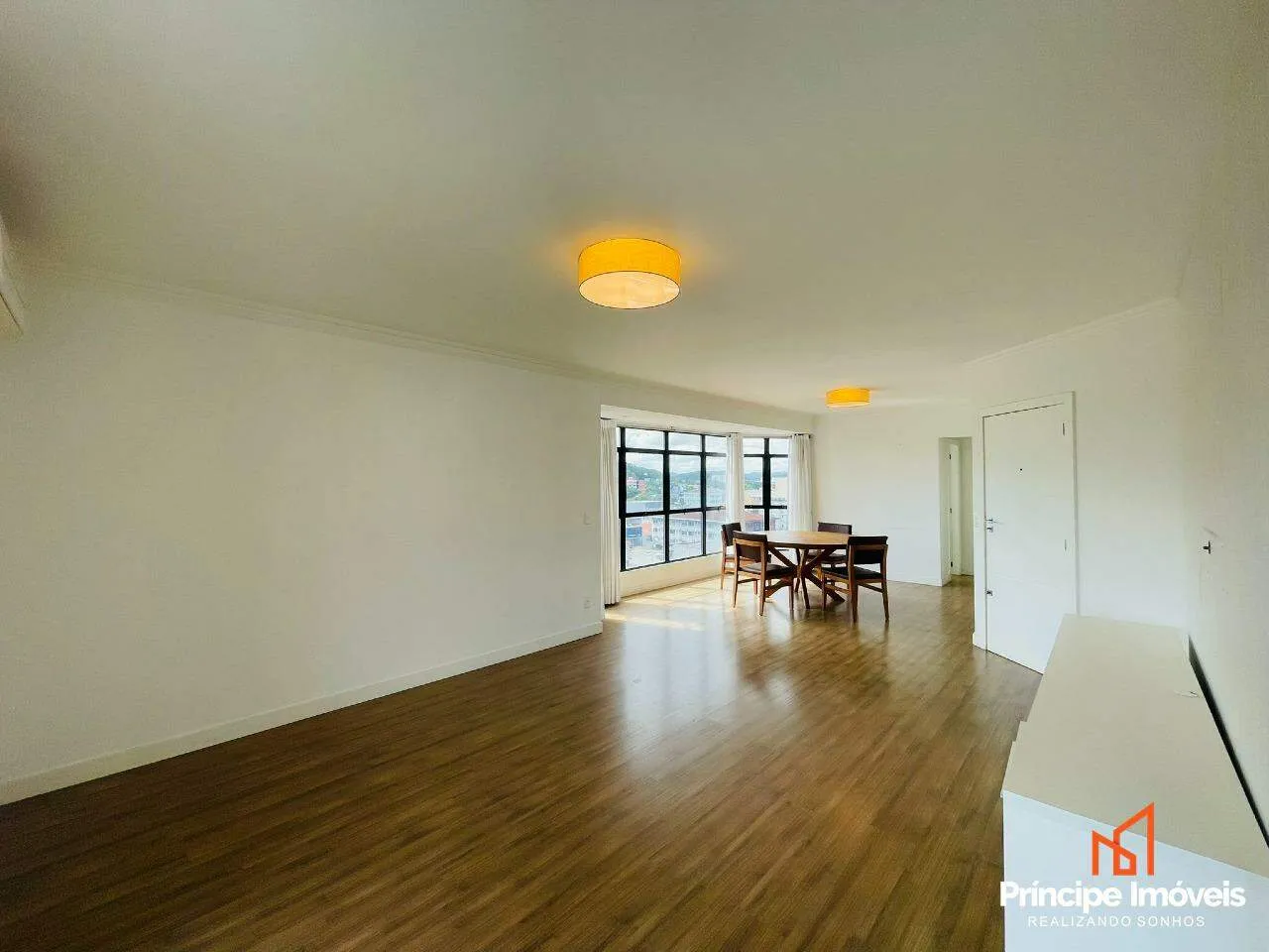 Apartamento com 3 quartos no Centro em Joinville — foto 2