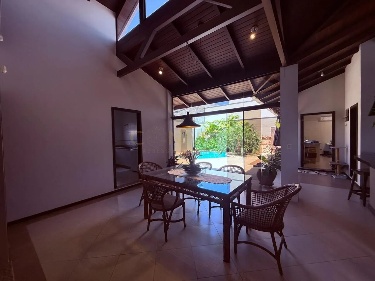 Casa com piscina, 3 dormitórios sendo 1 suíte no bairro Tribess - Blumenau — foto 6