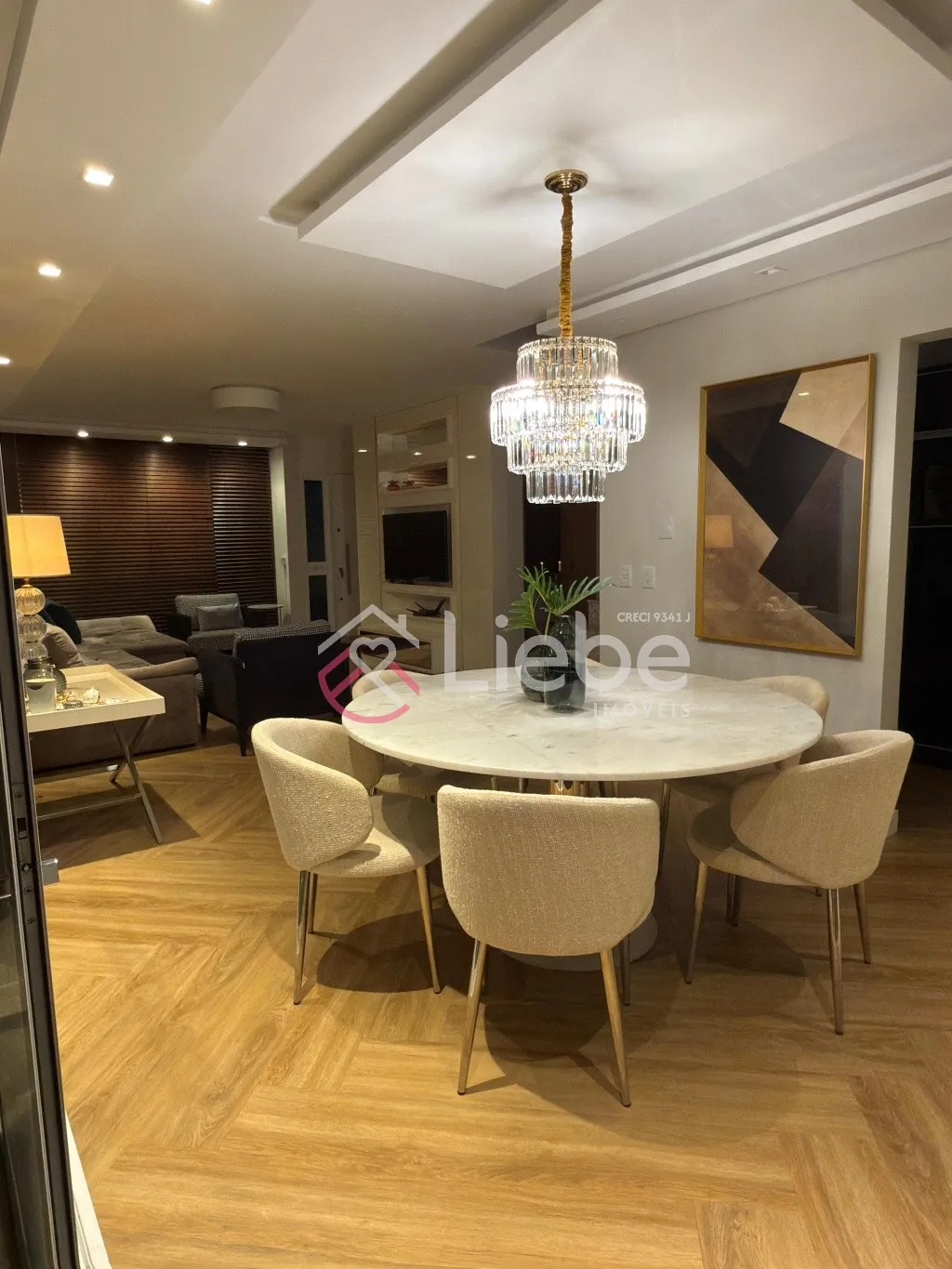 Casa Lindíssima em ótima localização no centro de Pomerode com 189,00m de área privativa. — foto 5