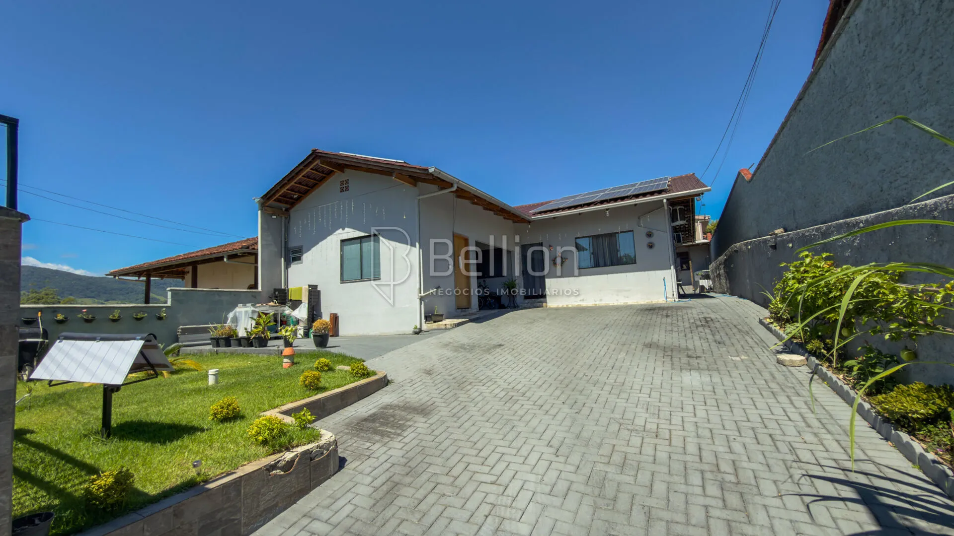 Oportunidade no Tapajós - Rua Havana / Rendendo até R$ 6.500,00 por mês em aluguéis - foto 1