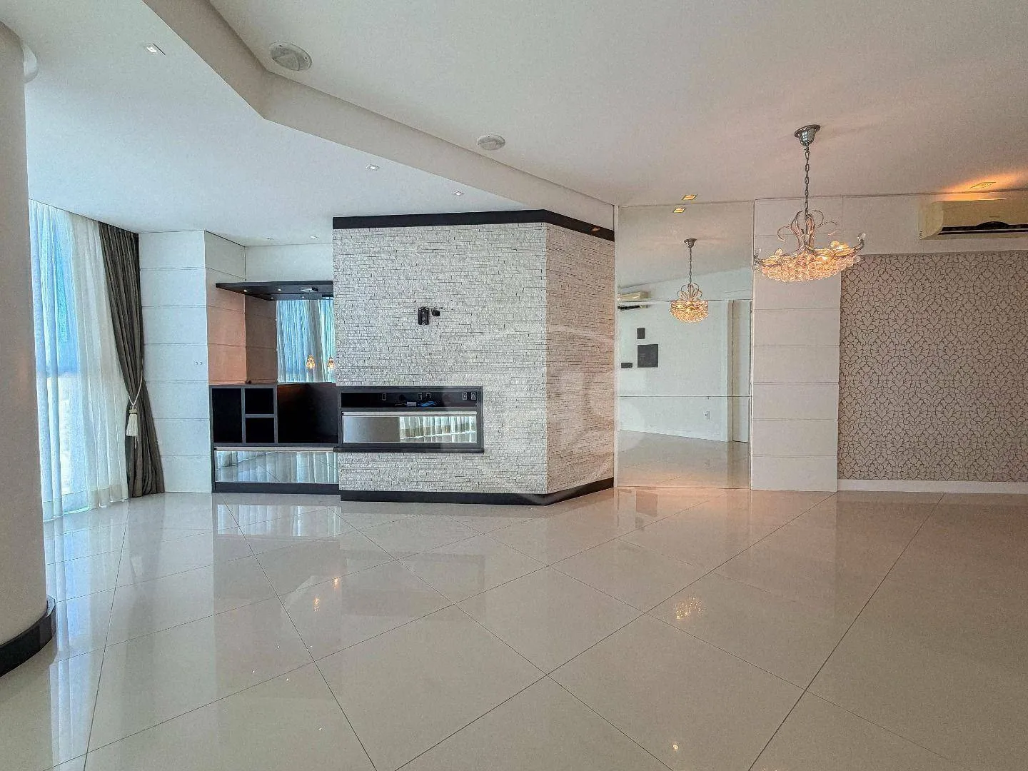 Apartamento com 3 dormitórios à venda, 103 m por R$ 970.000,00 - Victor Konder - Blumenau/SC — foto 2