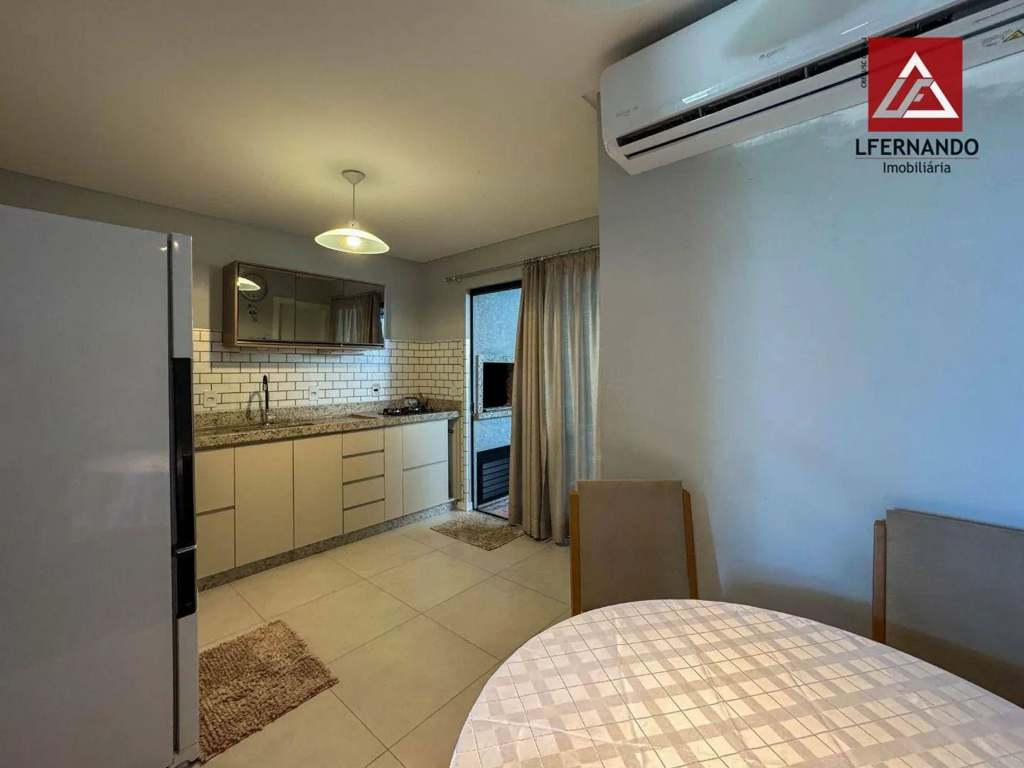 Sobrado com 2 suítes à venda, 107 m por R$ 560.000 - Água Verde - Blumenau/SC — foto 2