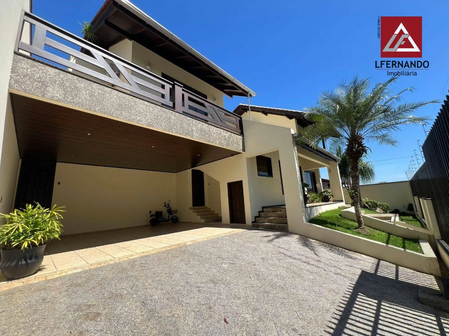 Casa de alto padrão com 3 dormitórios, sendo 1 suíte à venda, 403 m por R$ 2.300.000 - Fortaleza - Blumenau/SC — foto 3