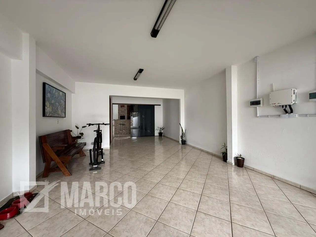 Casa de Alto Padrão com Piscina de Água Salgada e Vista Incrível no Centro de Pomerode/SC — foto 3