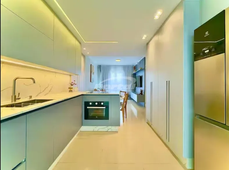 Espetacular sobrado no centro de Balneário Piçarras. — foto 6