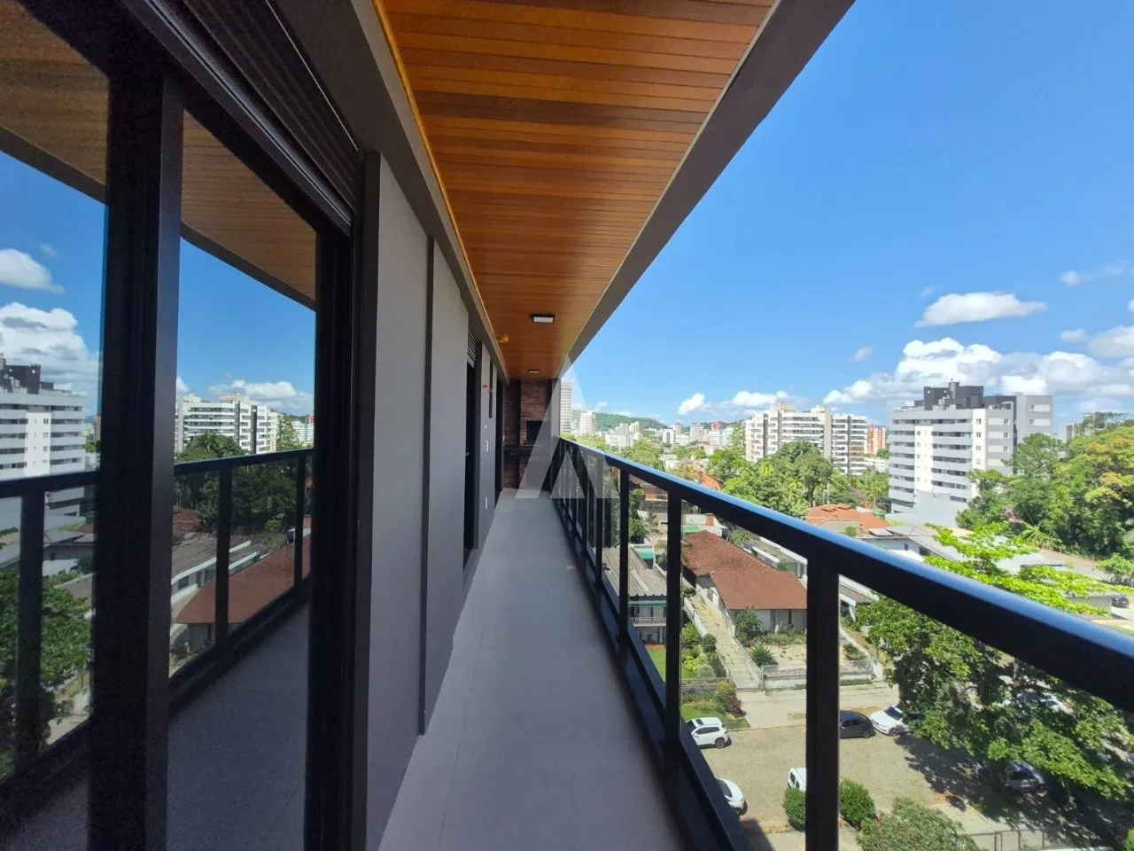 Apartamento com 2 suítes à venda no bairro Anita Garibaldi em Joinville-SC por R$800.000,00. — foto 3