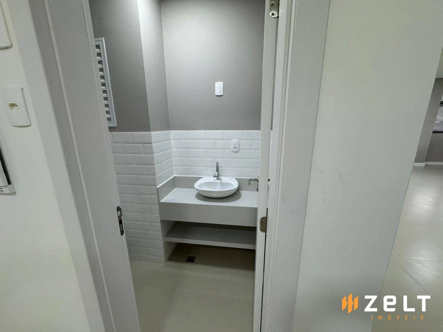 Sala à venda, 95 m por R$ 886.000,00 - Centro - Blumenau/SC — foto 2