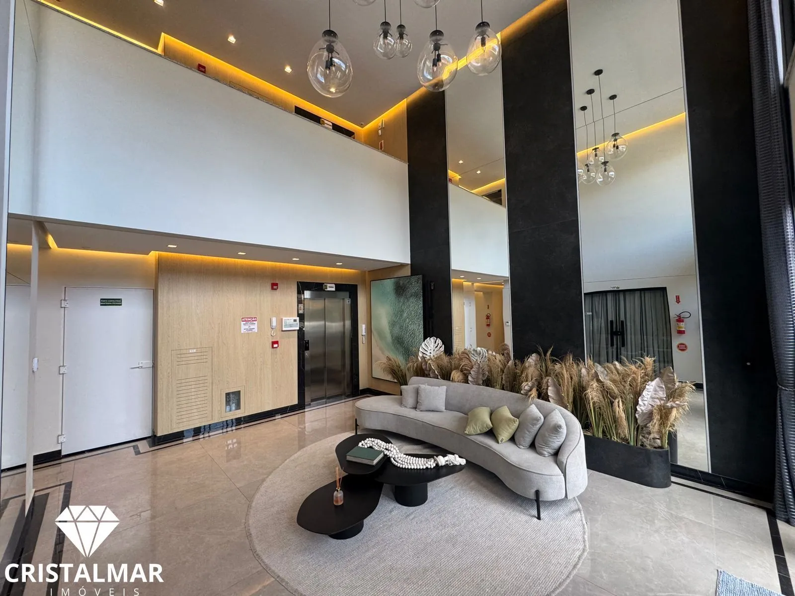 Cobertura duplex 3 suítes a 100m do Canto Grande com vista incrível — foto 5