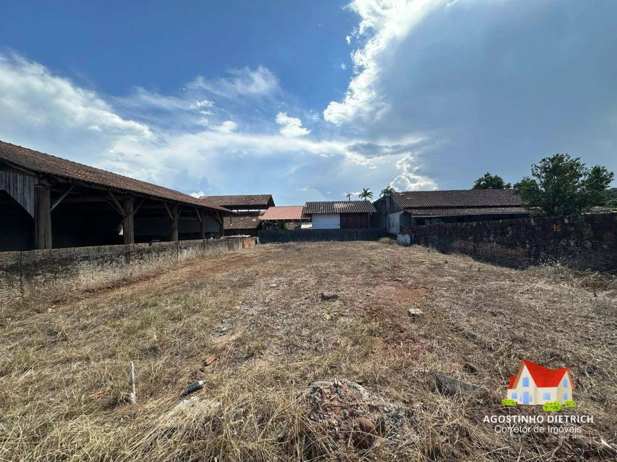 Lindo Terreno Fazendo Frente P/Tuiuti C/Area de 331,00 m2 Aterrado e Parte Murado No Bairro J.Paraiso! — foto 4