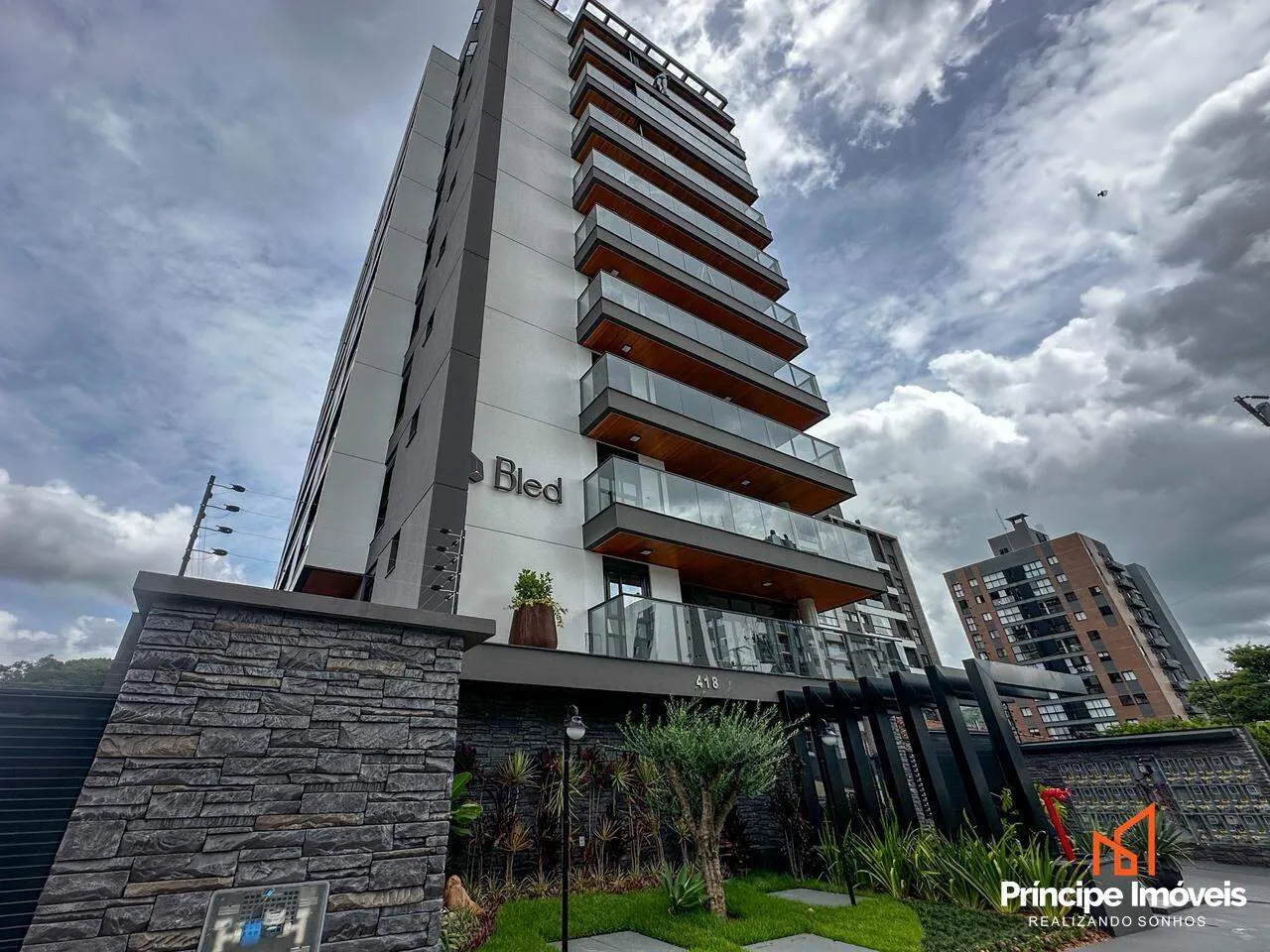 Apartamento com 2 quartos no Anita Garibaldi em Joinville — foto 2