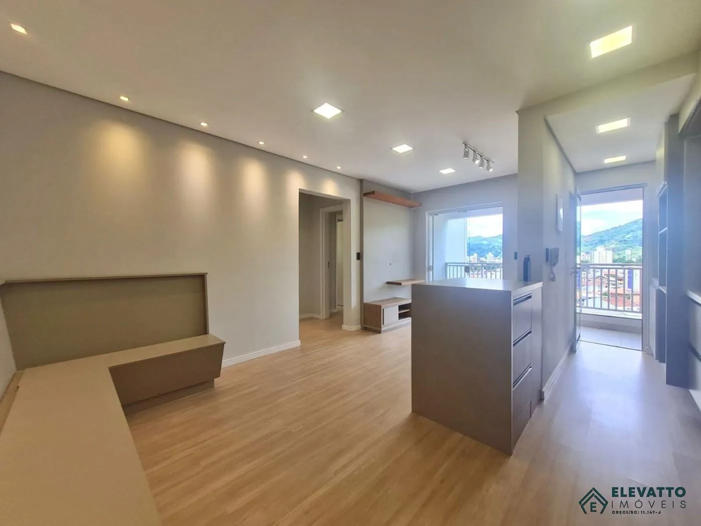 Apartamento para Venda em Blumenau, Garcia, 2 dormitórios, 1 suíte, 2 banheiros, 1 vaga — foto 3