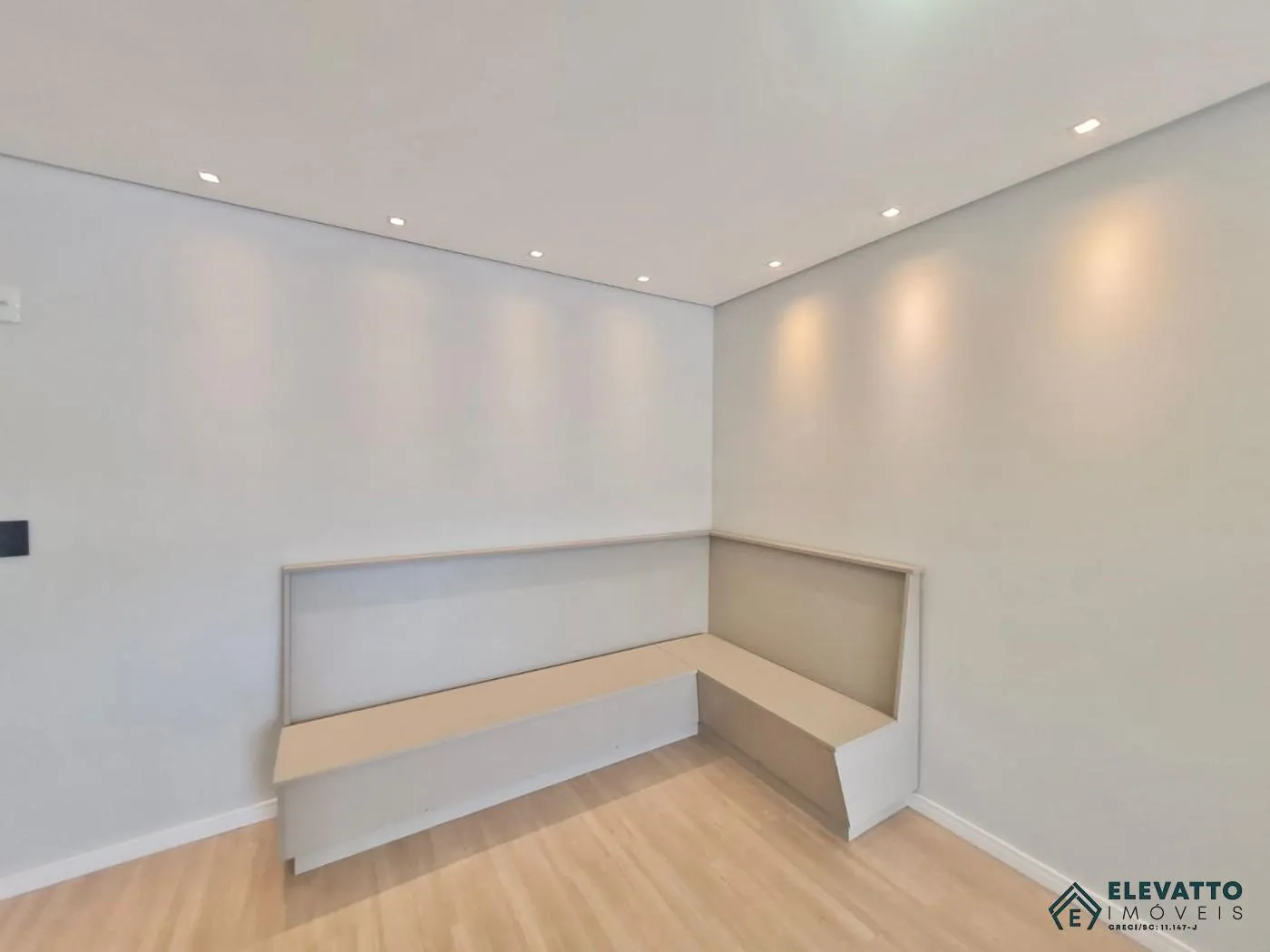 Apartamento para Venda em Blumenau, Garcia, 2 dormitórios, 1 suíte, 2 banheiros, 1 vaga — foto 4