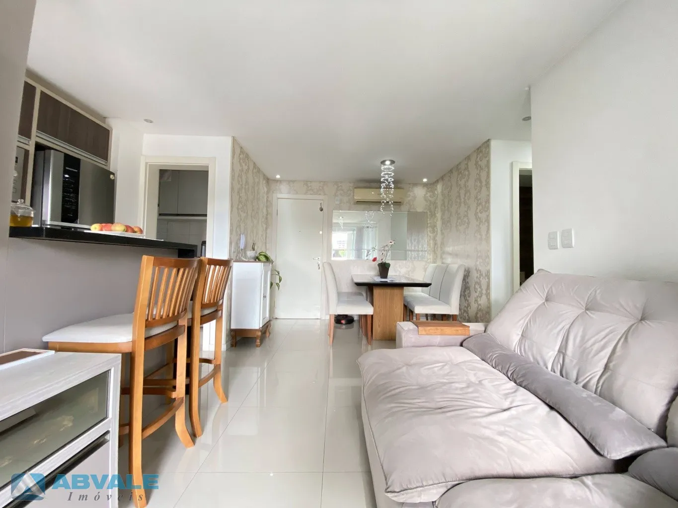 Apartamento mobiliado à venda no Residencial Vesúvio no bairro Água Verde em Blumenau, 2 dormitórios sendo 1 suíte, sacada com churrasqueira, vaga de garagem, lazer completo, frente para rua e apto a financiamento — foto 6