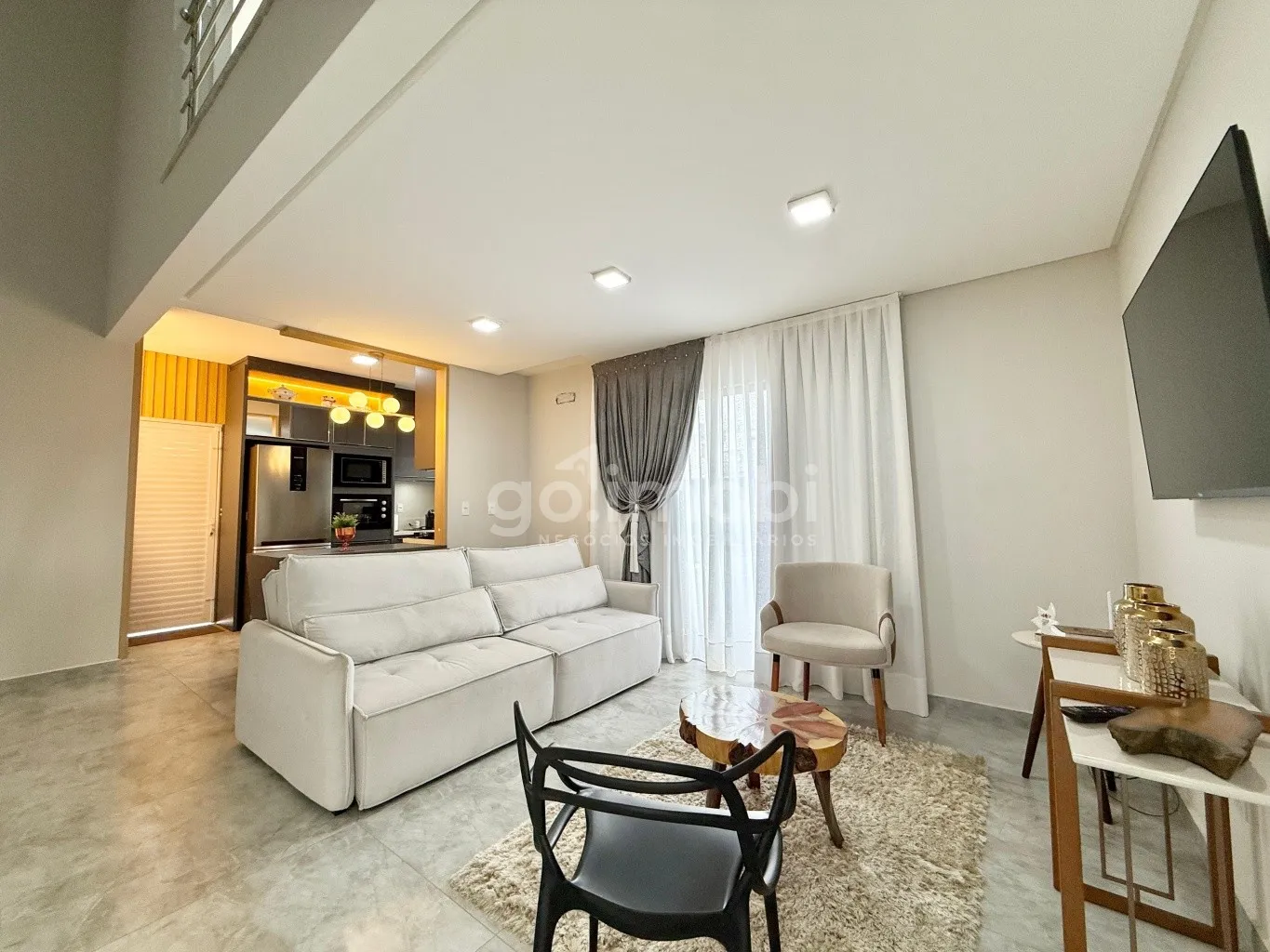 Sobrado Semi Mobiliado no Bairro Benedito em Indaial — foto 3