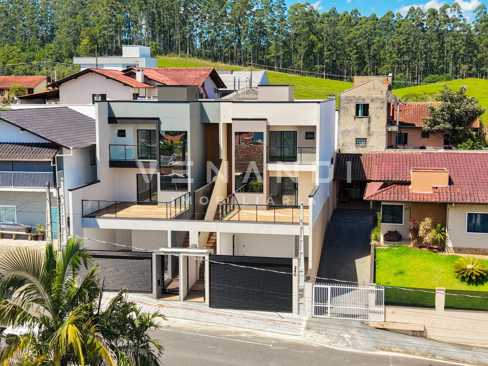 Sobrado Alto Padrão /Bairro Tapajós - Indaial — foto 2
