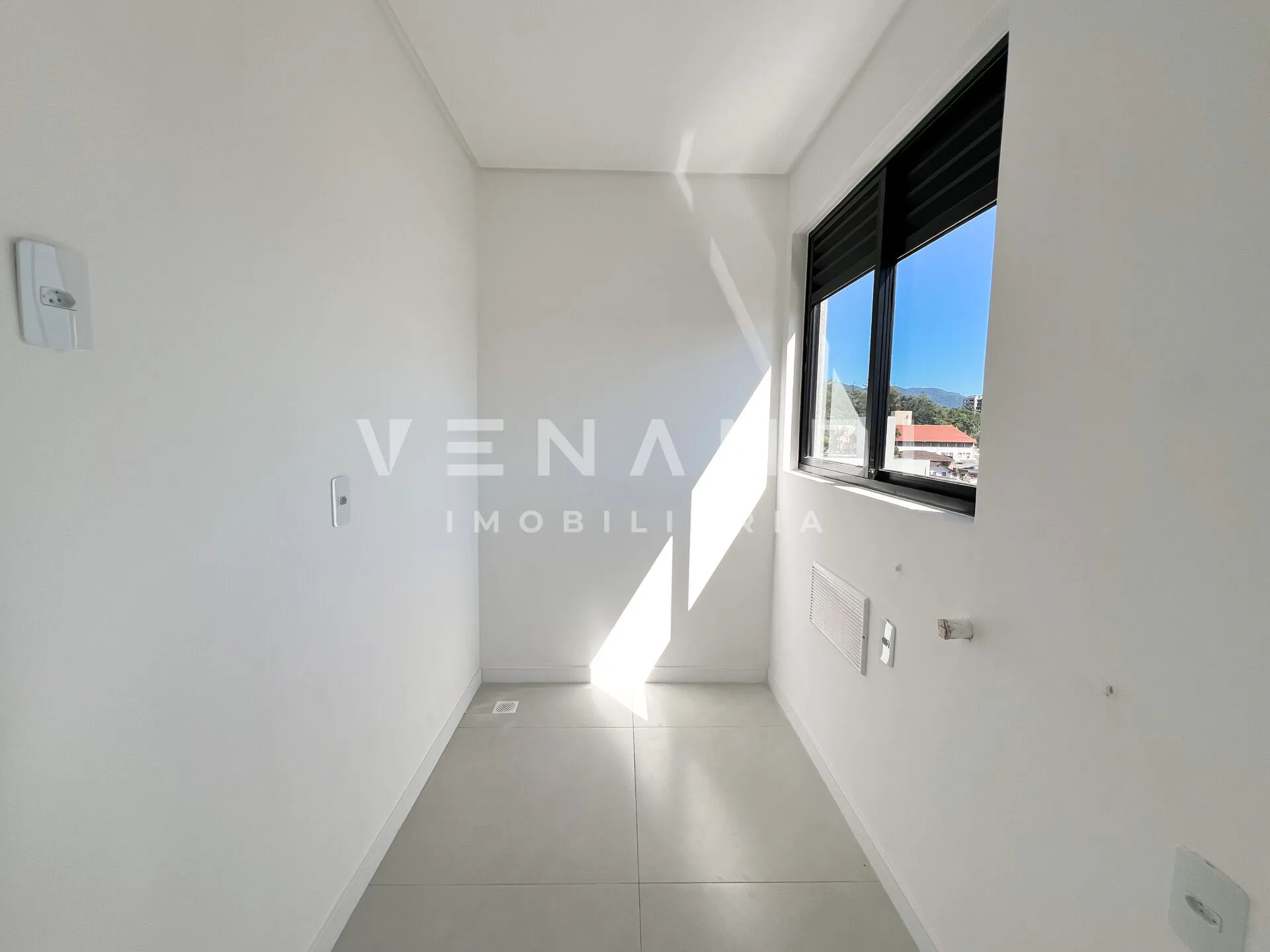 Excelente Apartamento de 03 quartos sendo 01 suíte no Bairro dos Estados em Indaial — foto 7