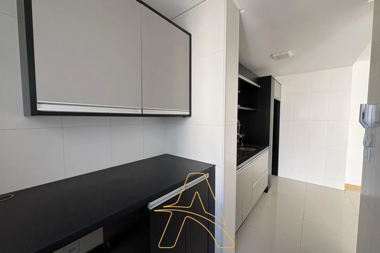 Apartamento em Andar Alto ao Lado da FURB - 1 Suíte + Sacada com Churrasqueira — foto 6