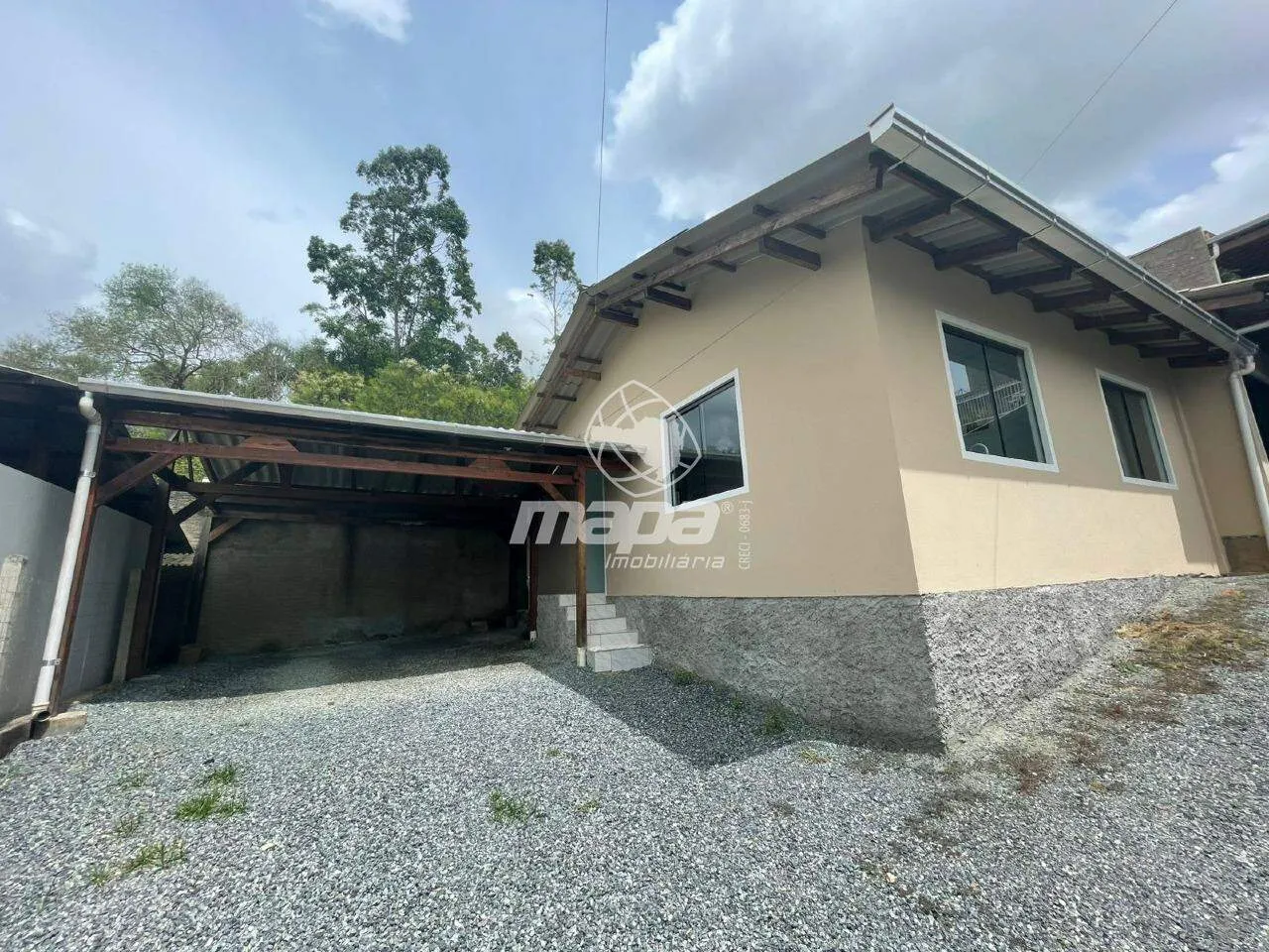 Casa para locação no bairro Rio Morto - foto 1