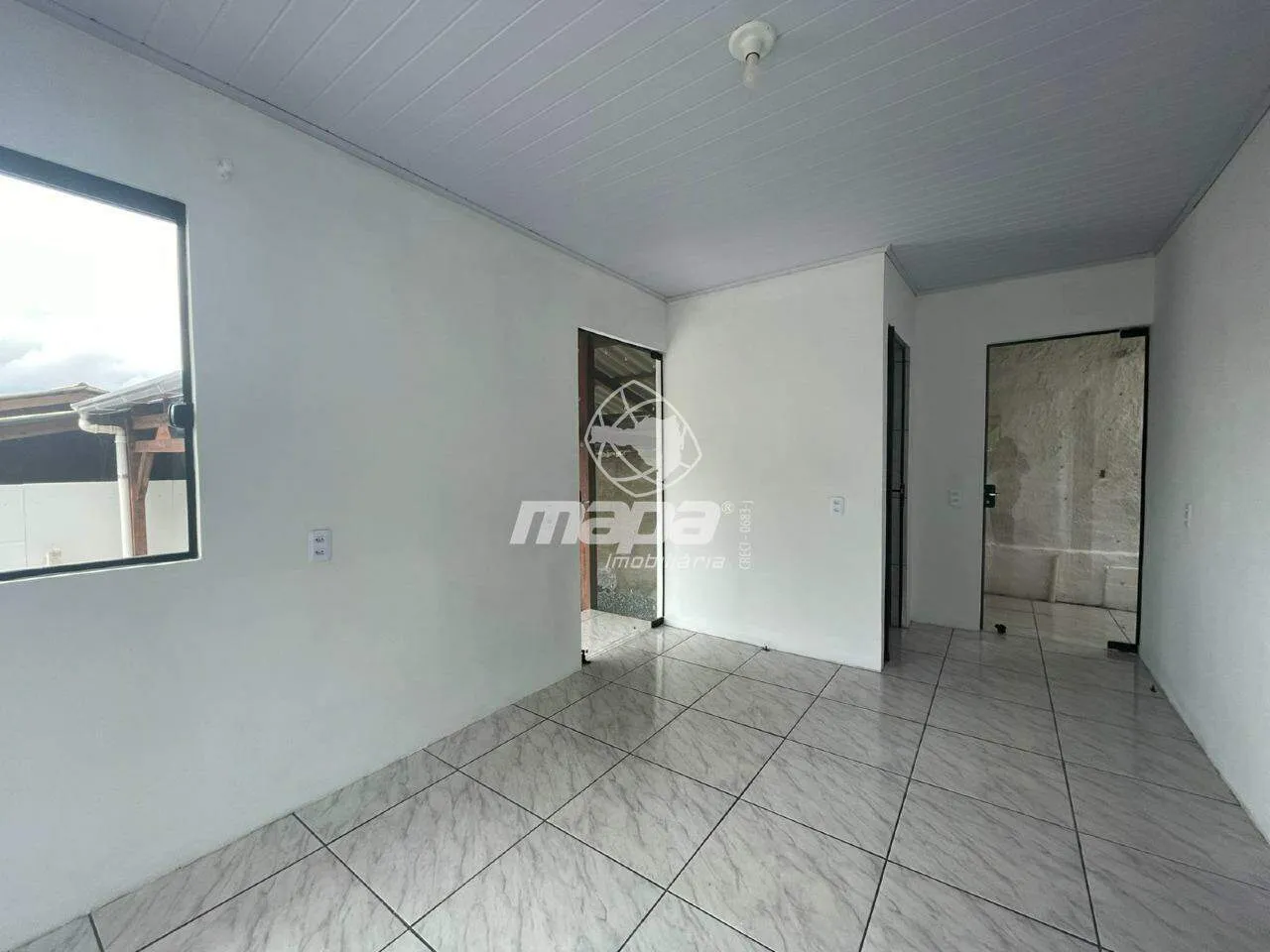 Casa para locação no bairro Rio Morto — foto 4