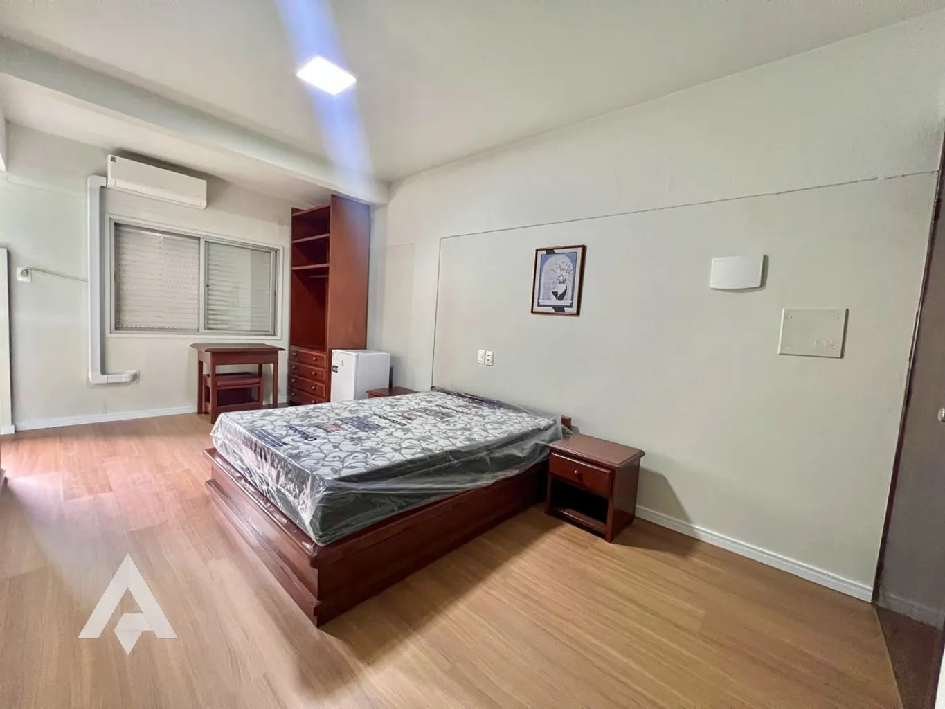 Apartamento de 1 dormitório para locação, por R$ 1.300,00 - Bairro Victor Konder - Blumenau/SC — foto 2