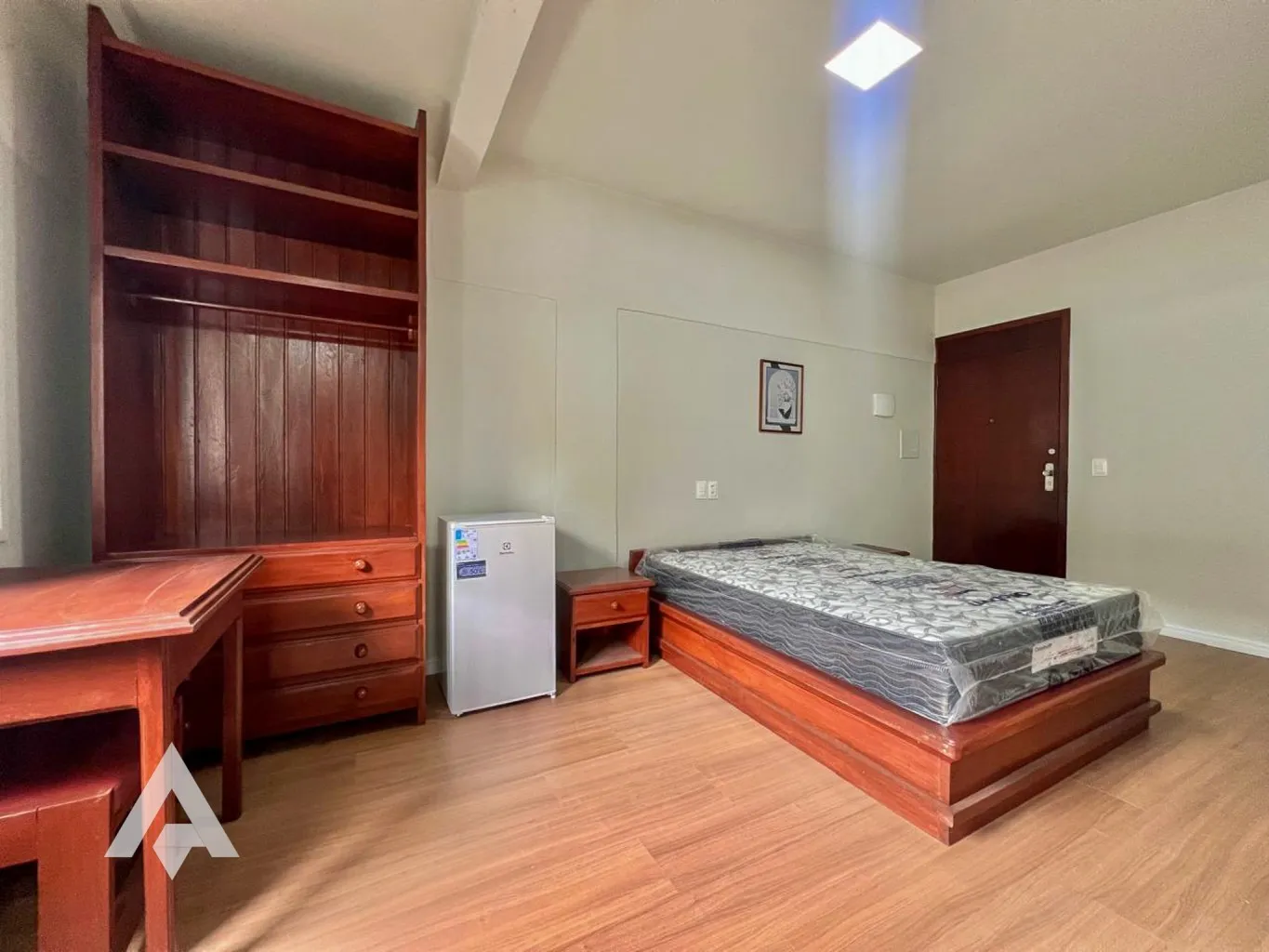 Apartamento de 1 dormitório para locação, por R$ 1.300,00 - Bairro Victor Konder - Blumenau/SC — foto 3