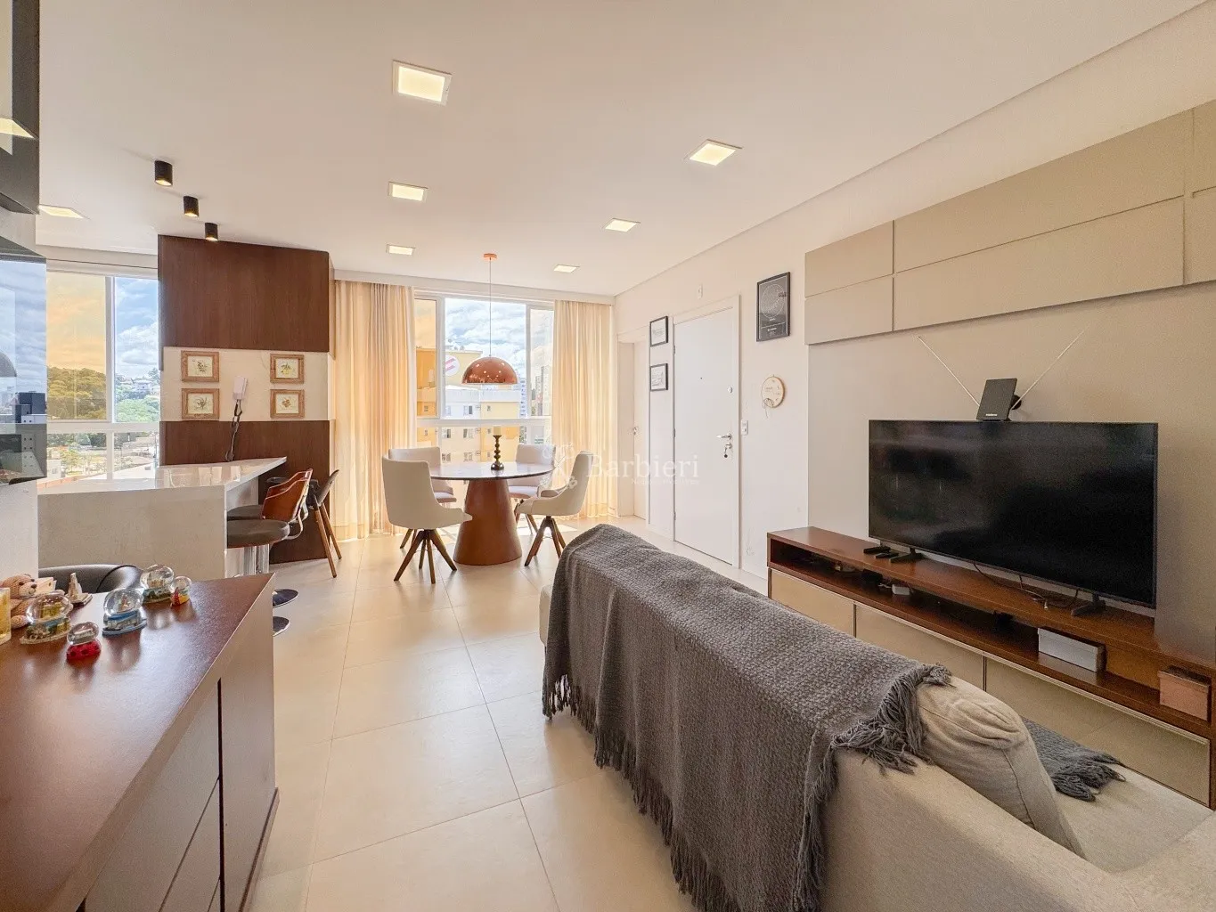 Belíssimo apartamento localizado no bairro da Velha, próximo a Vila Germânica! Com um Living espetacular, Confira! — foto 7