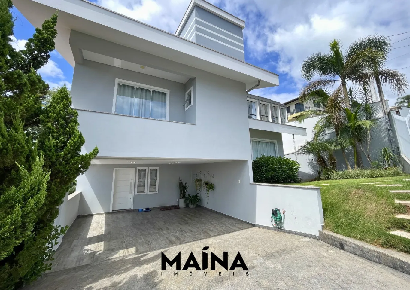 Casa 3 dormitórios na Escola Agrícola - foto 1