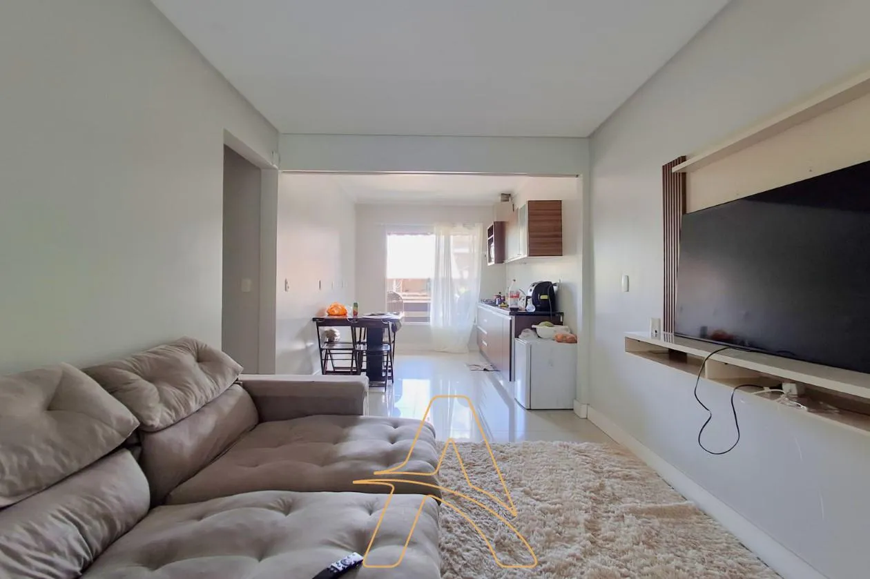 Casa à Venda com 2 Dormitórios e Amplo Jardim - Itoupavazinha — foto 5