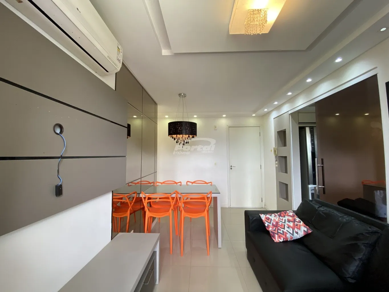 Apartamento mobiliado em condomínio completo, com 2 quartos e sacada com churrasqueira no Passo Manso em Blumenau! — foto 3
