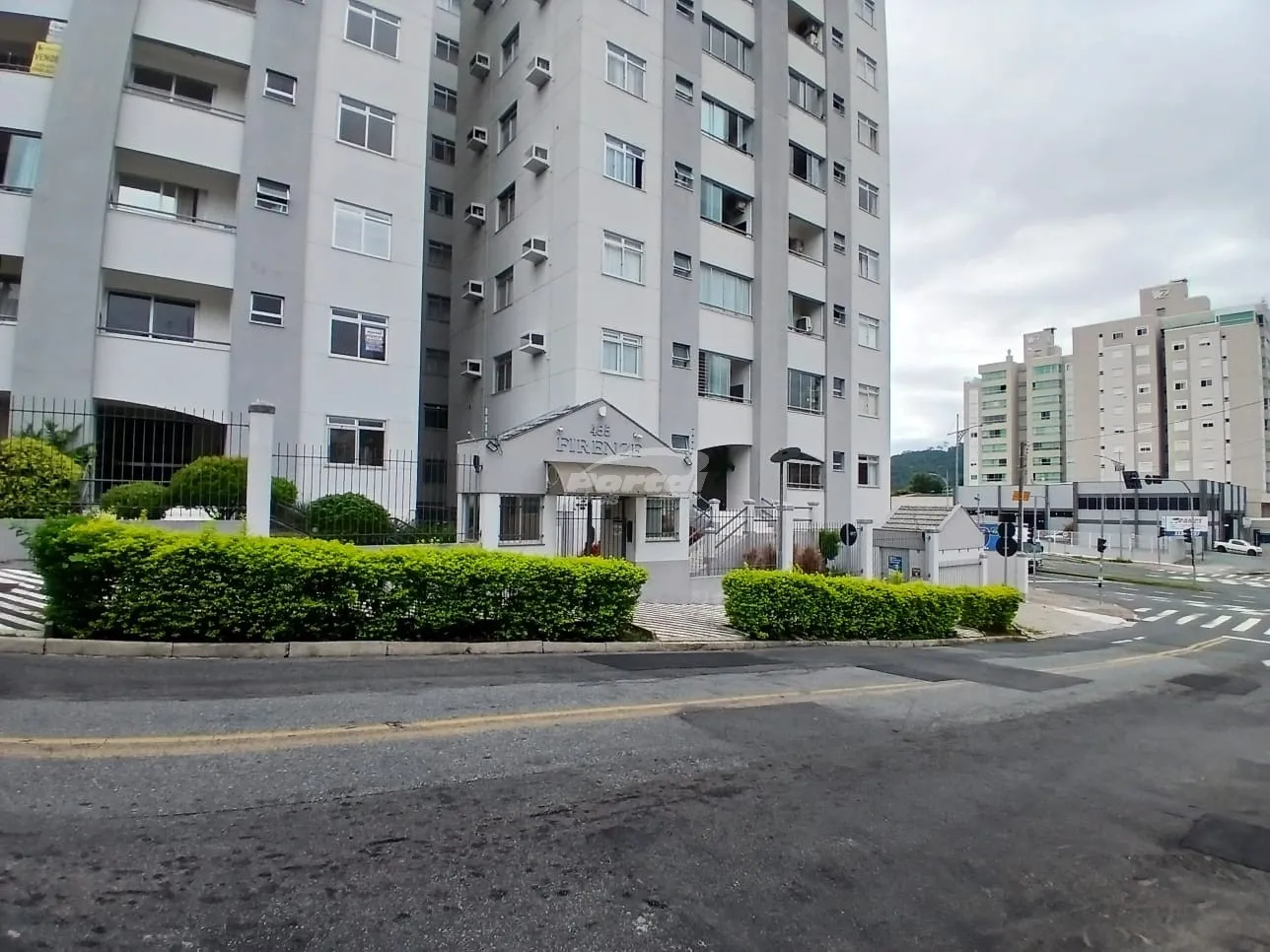 Apartamento disponível para locação, com 3 dormitórios no Bairro Água verde em Blumenau! — foto 2