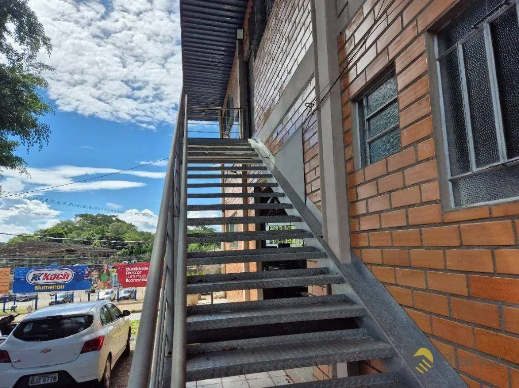 Galpão para alugar, 300 m por R$ 5.700,00/mês - Salto Weissbach - Blumenau/SC - foto 1