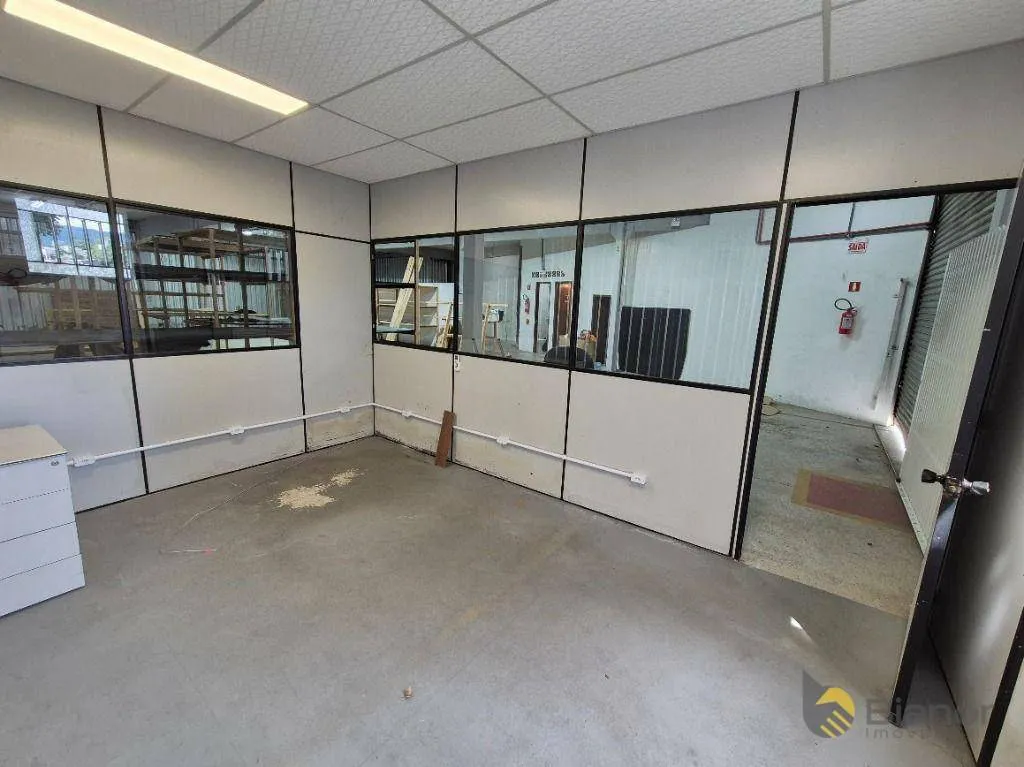 Galpão para alugar, 270 m por R$ 5.500,00/mês - Salto Weissbach - Blumenau/SC — foto 2