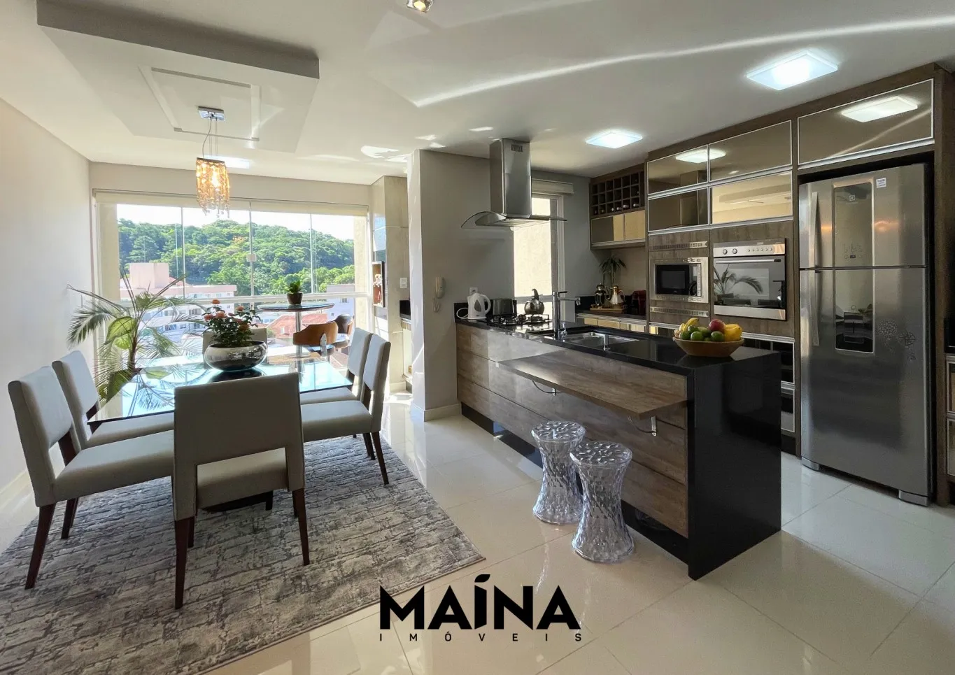 Apartamento amplo e mobiliado na Escola Agricola! — foto 2