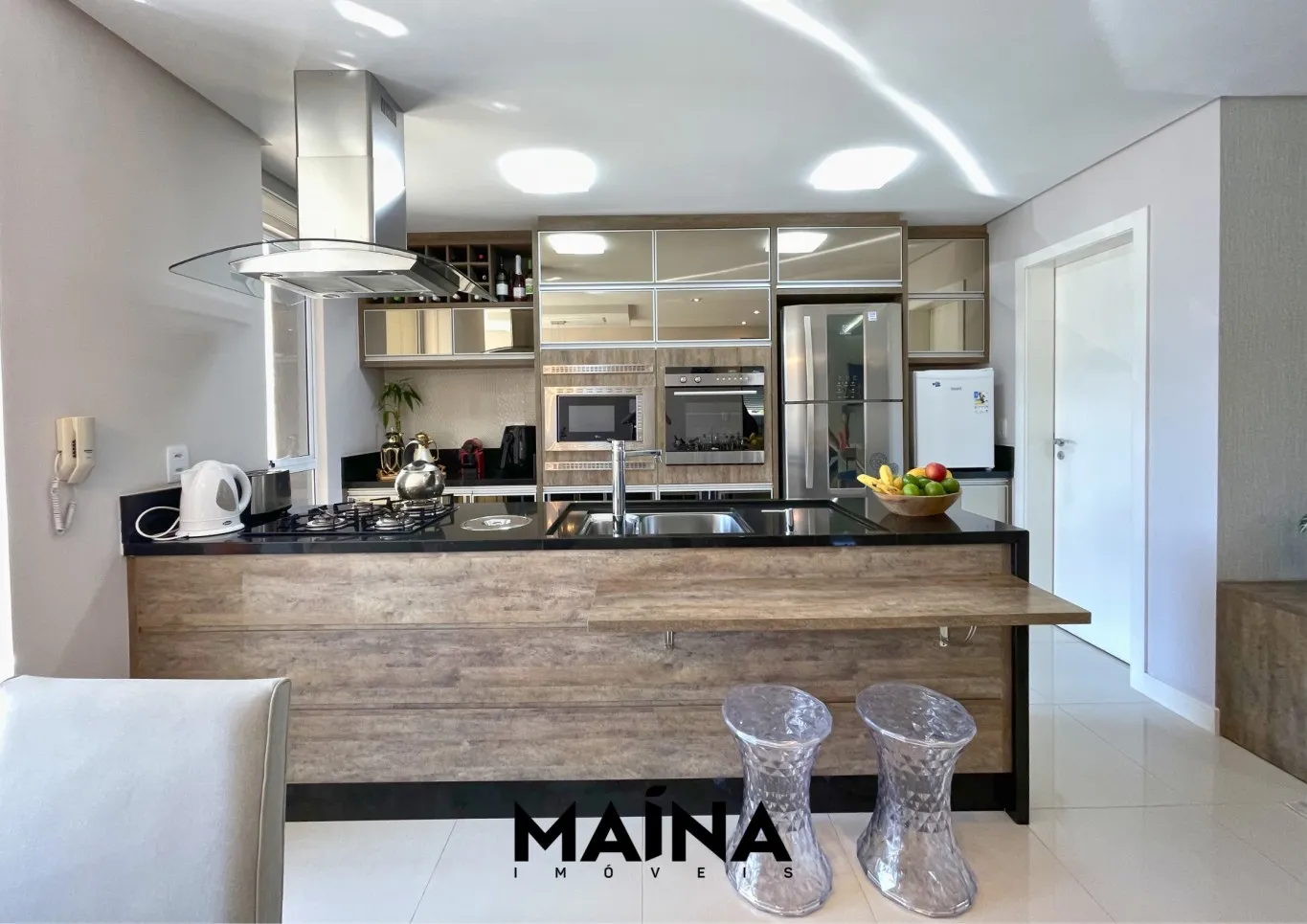 Apartamento amplo e mobiliado na Escola Agricola! — foto 3