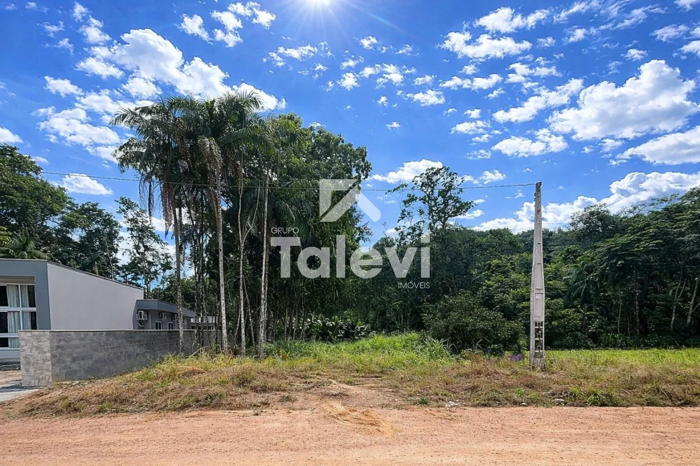 Terreno com Potencial Residencial e Estratégico | Rua Arnoldo Hardt | Bairro Testo Rega | Pomerode - foto 1