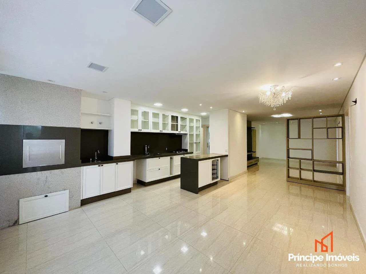 Apartamento com 4 quartos no Atiradores em Joinville - foto 1