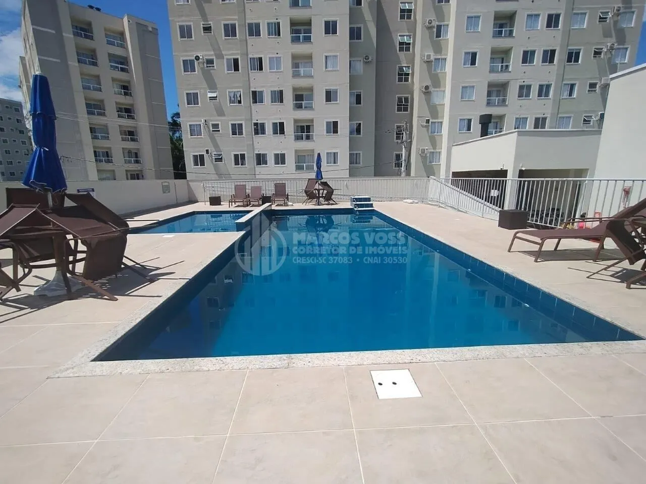 Apartamento no Bairro Água Verde - foto 1