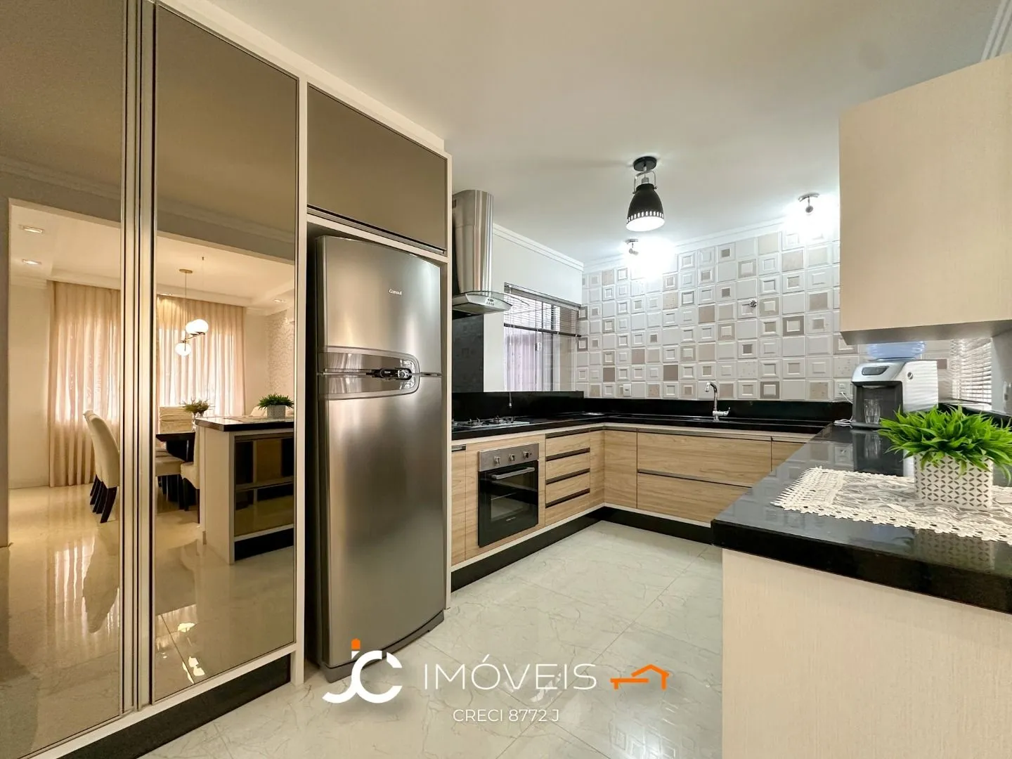 Casa · à venda · 3 quartos · 297m² · Velha Central, Blumenau