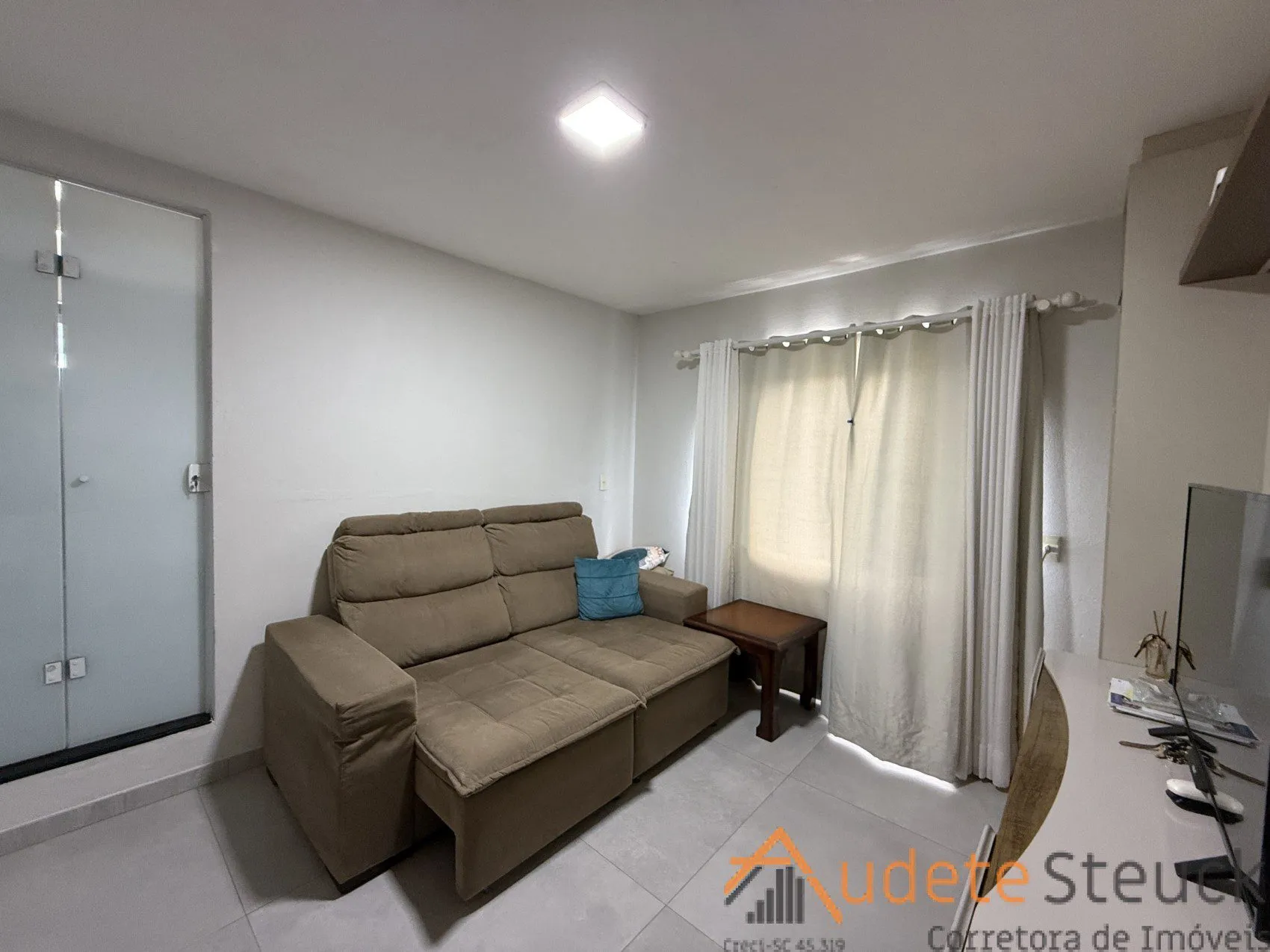 Casa com 3 Quitinetes à Venda no Fortaleza — foto 2